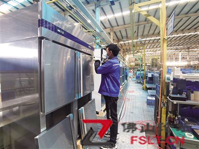 三水首笔春节工作补贴发放到位