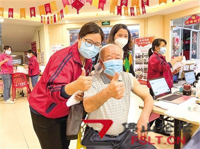 用心用情推动老人接种疫苗 从严从紧落实文化场所防疫举措