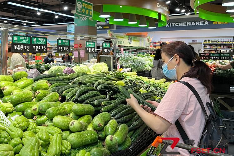 三水区街坊请放心 肉菜量足价稳