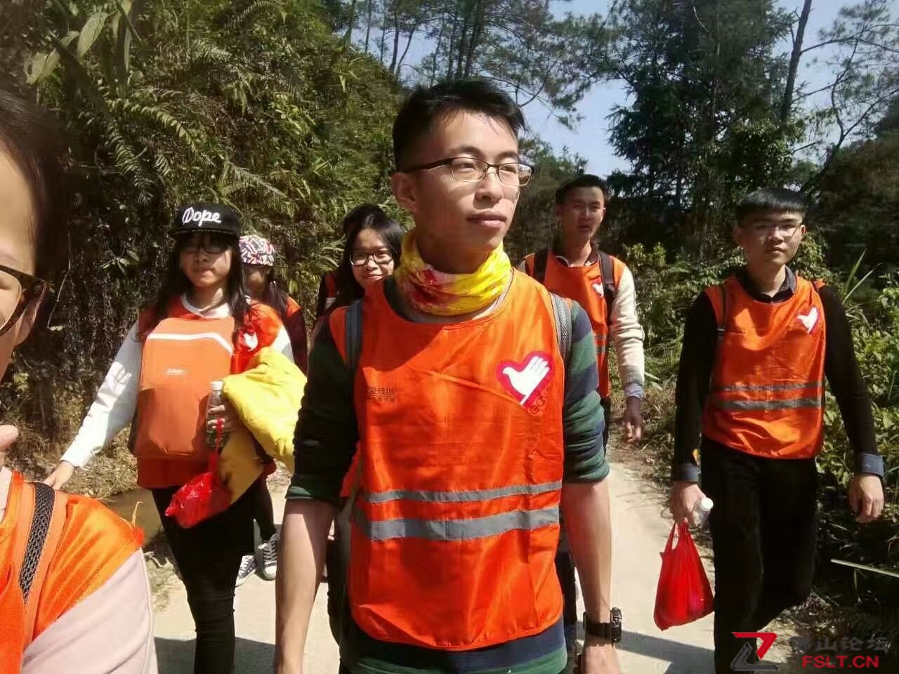 洪禄骞：“公益达人”为家乡贡献青春力量