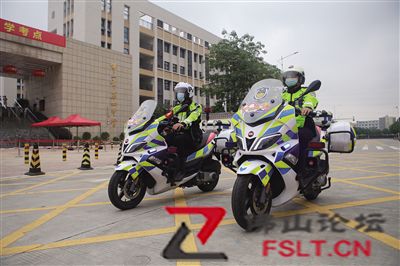 佛山交警部门强化铁骑勤务助力“畅通工程”
