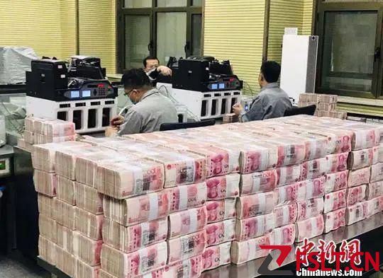 又双叒上热搜了！“提前还房贷”为啥掀高潮？