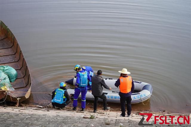 上千人地毯式搜寻失联的12岁双胞胎兄弟：无人机、搜救犬、皮划艇上阵