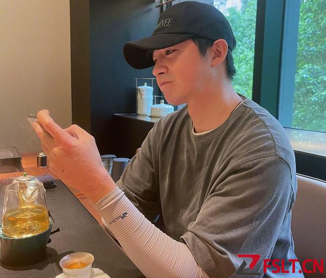 俞灏明说他也讨厌赵公子《他是谁》中演技炸裂 两部电影将上映