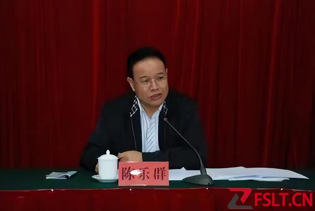 广东“财色大老虎”，敛财千万，58岁找20岁情人，只为延续香火