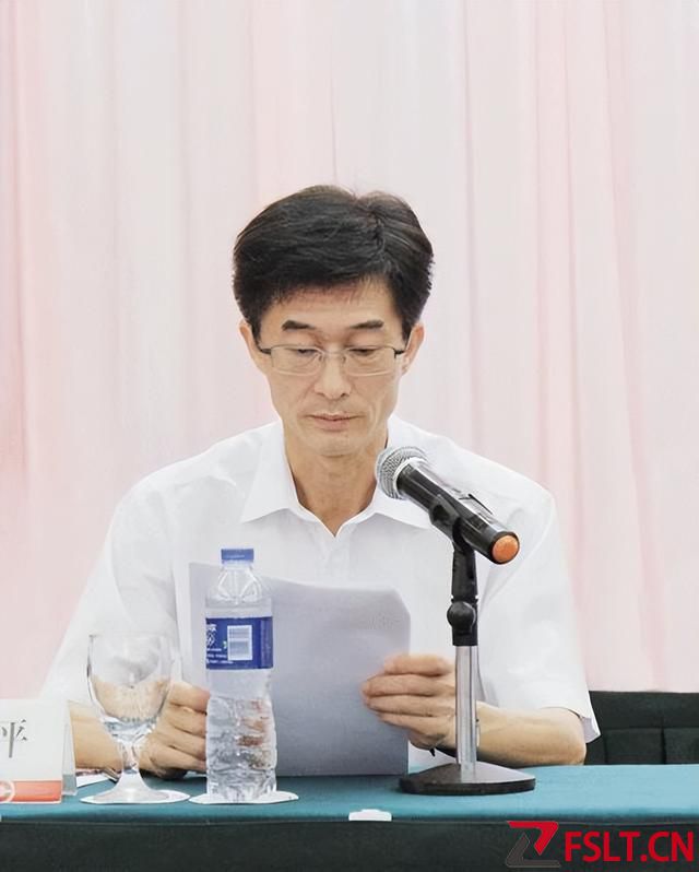 两会后，广东首只“老虎”落网，该职位的前任才落马一年